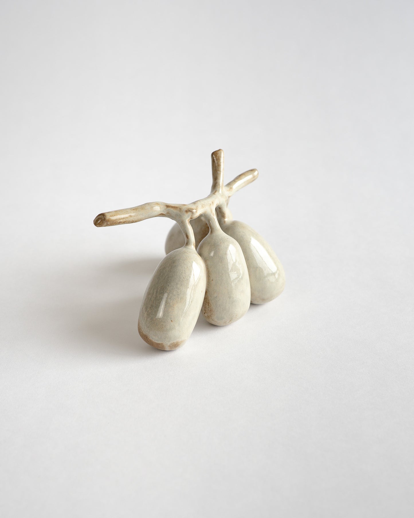 PEON CERAMIC OBJECT - GRAPES #12