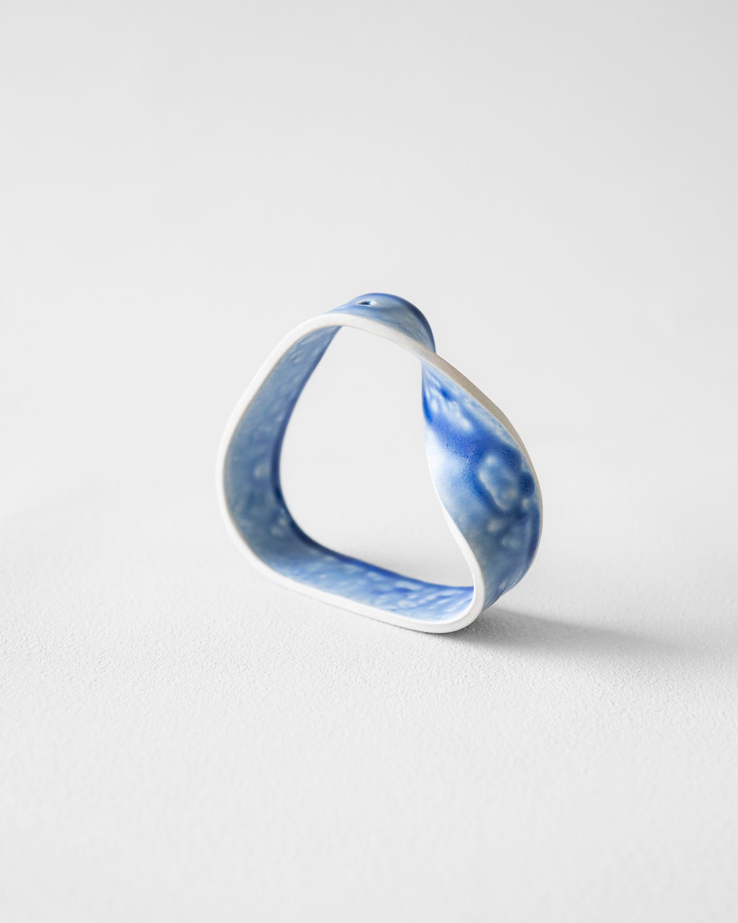 Slorence - RING VASE #18
