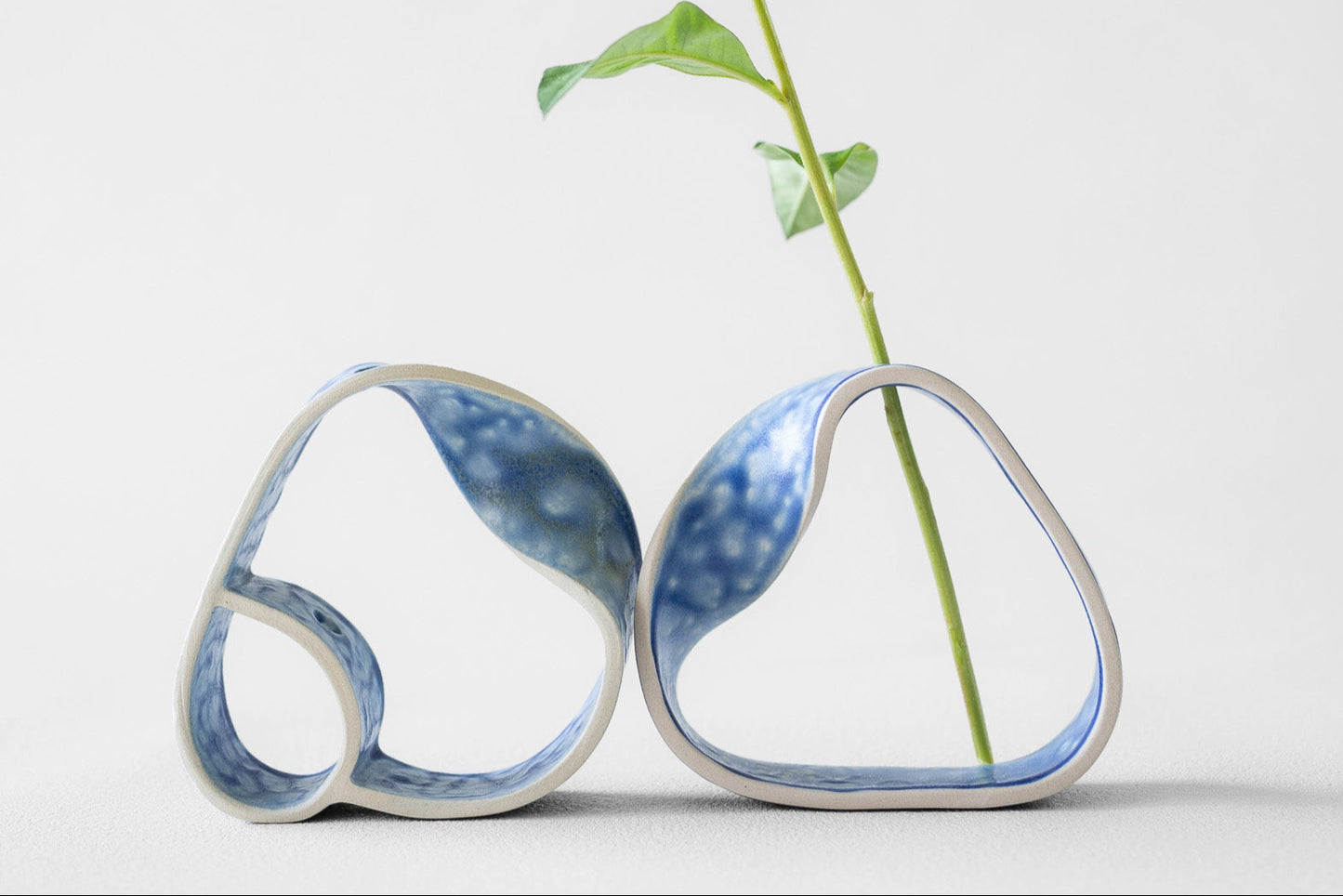 Slorence - RING VASE #18