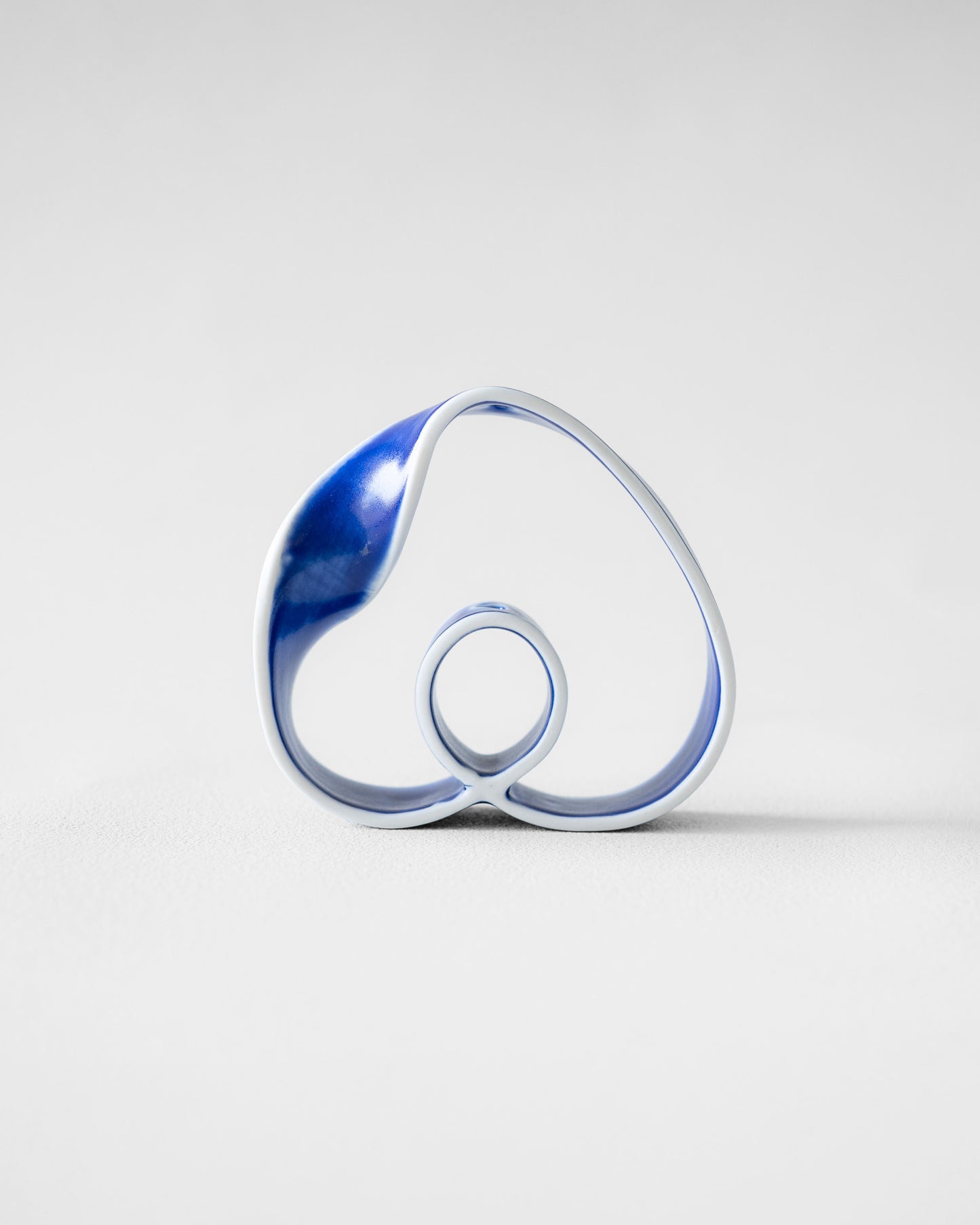 Slorence - RING VASE #25
