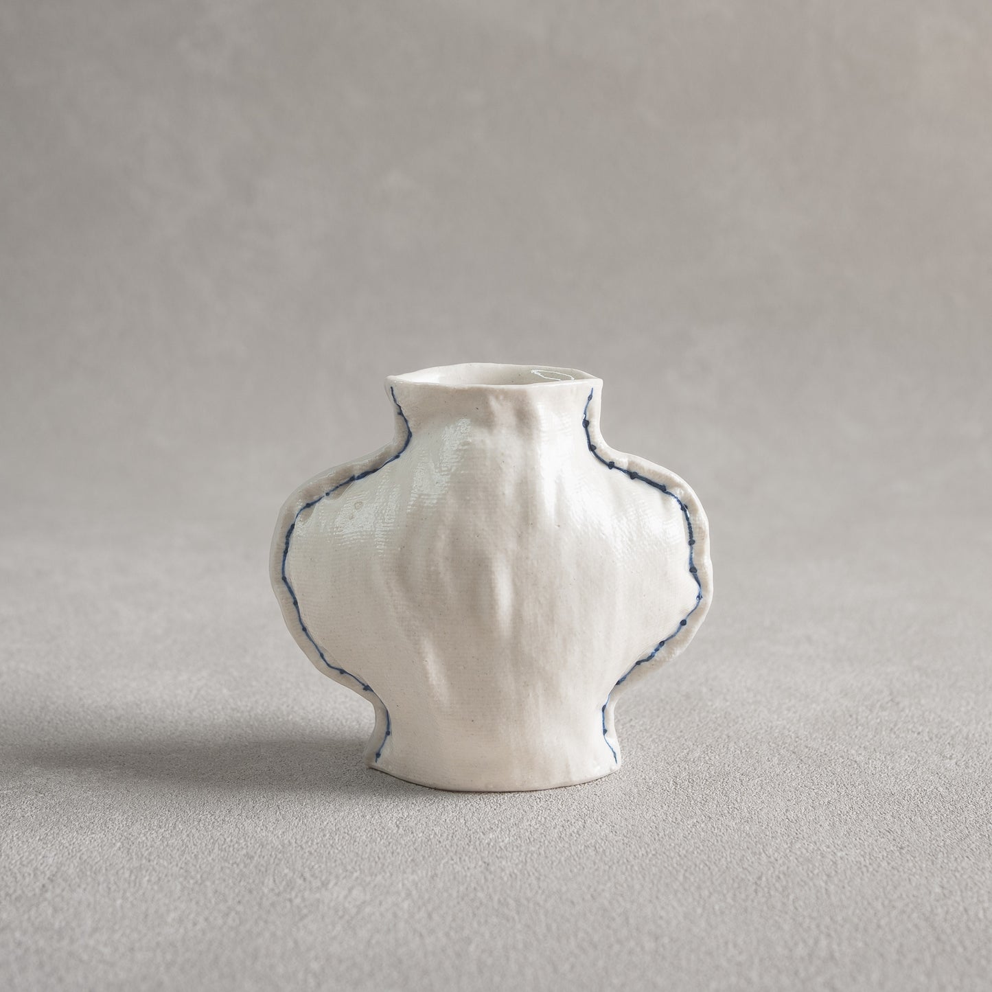 Fabramics - Round vase