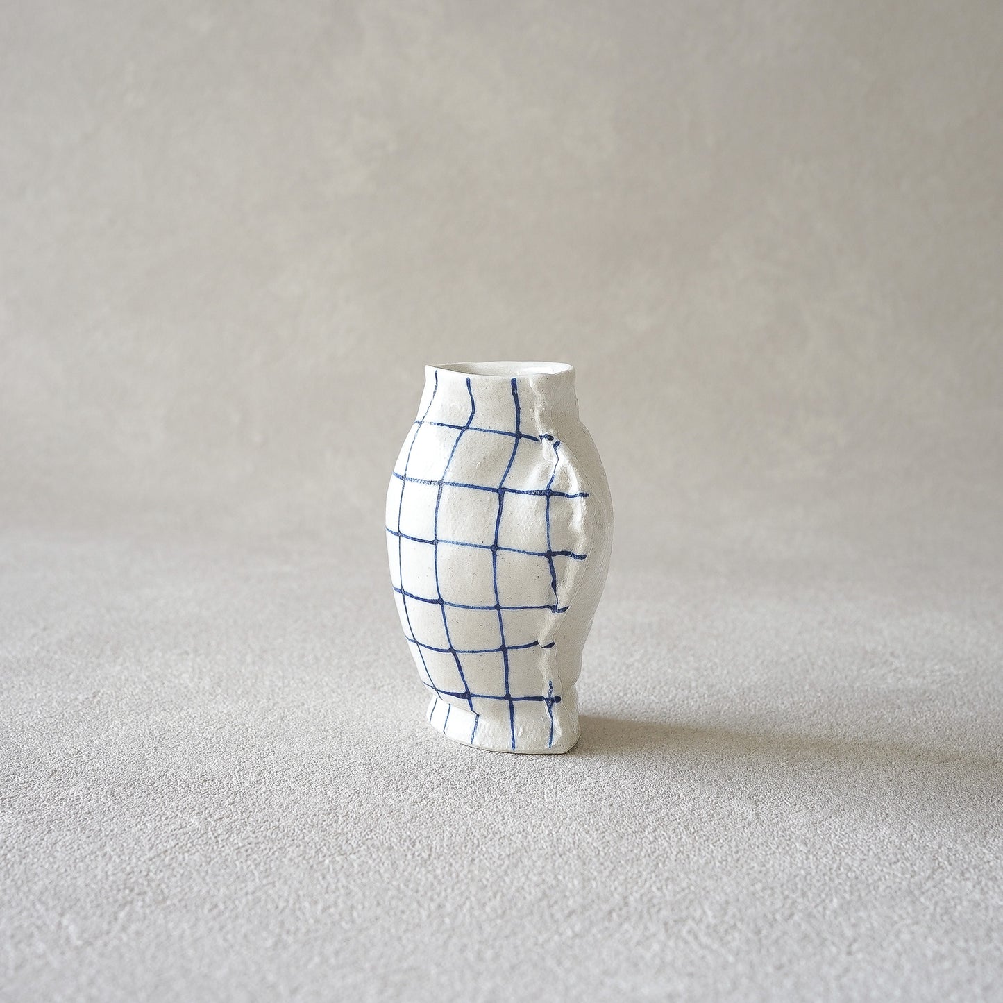 Fabramics - round sholder small vase - Line chek