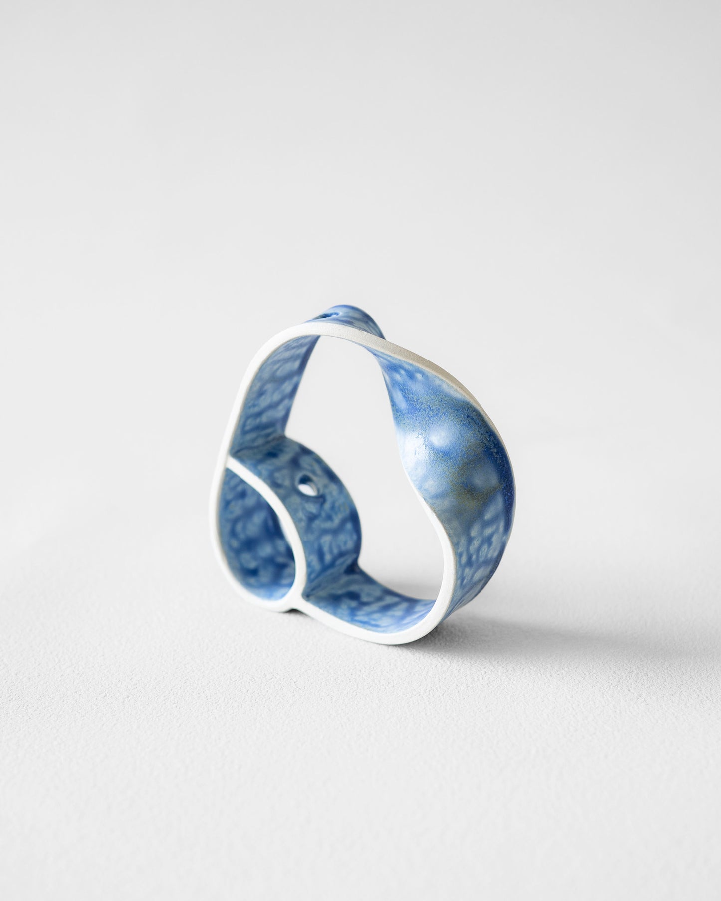 Slorence - RING VASE #19