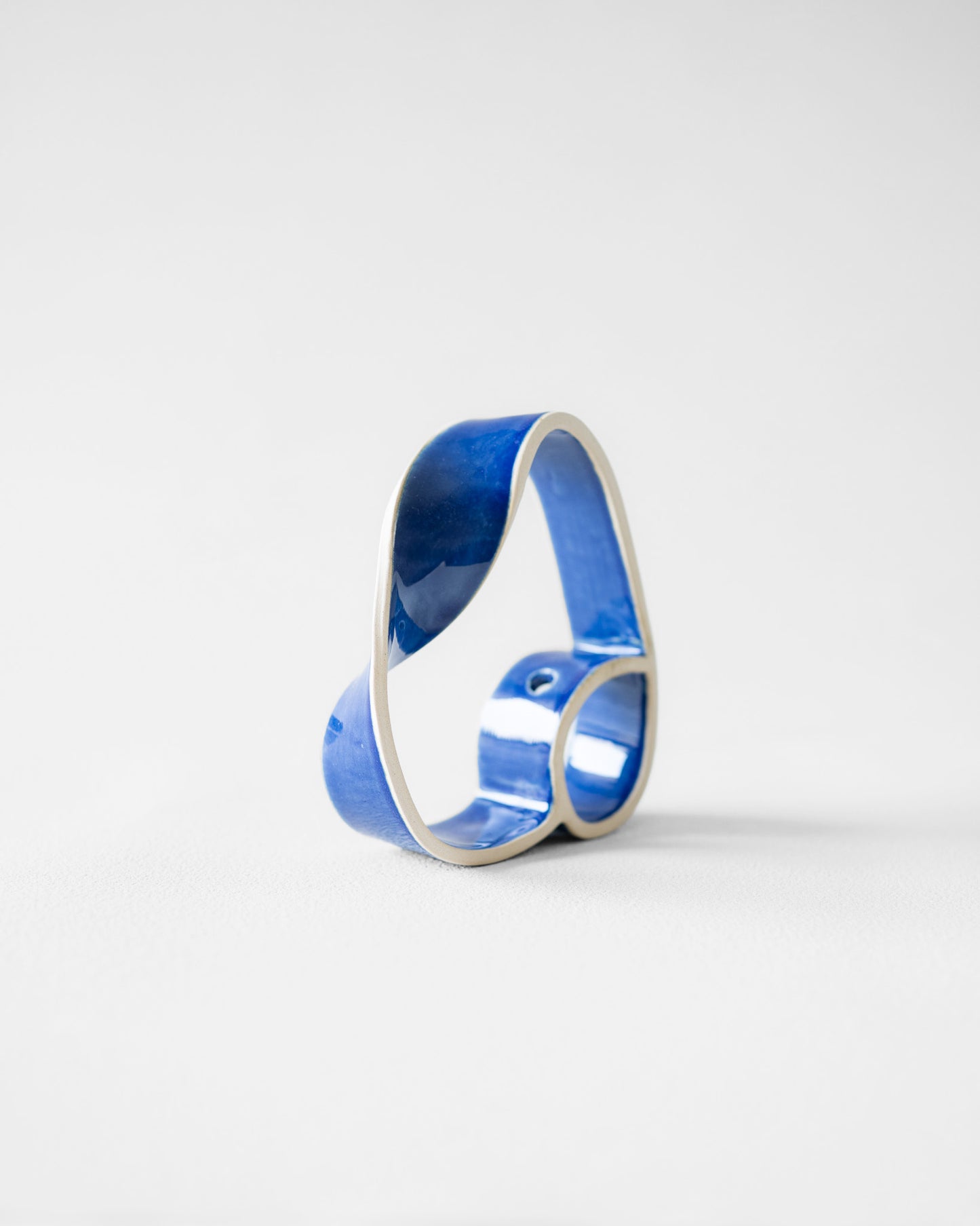 Slorence - RING VASE #20