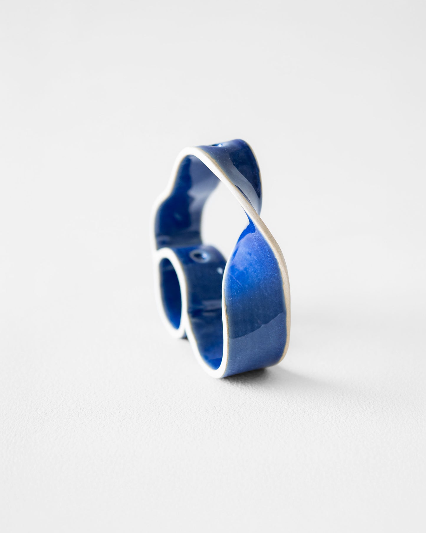 Slorence - RING VASE #21