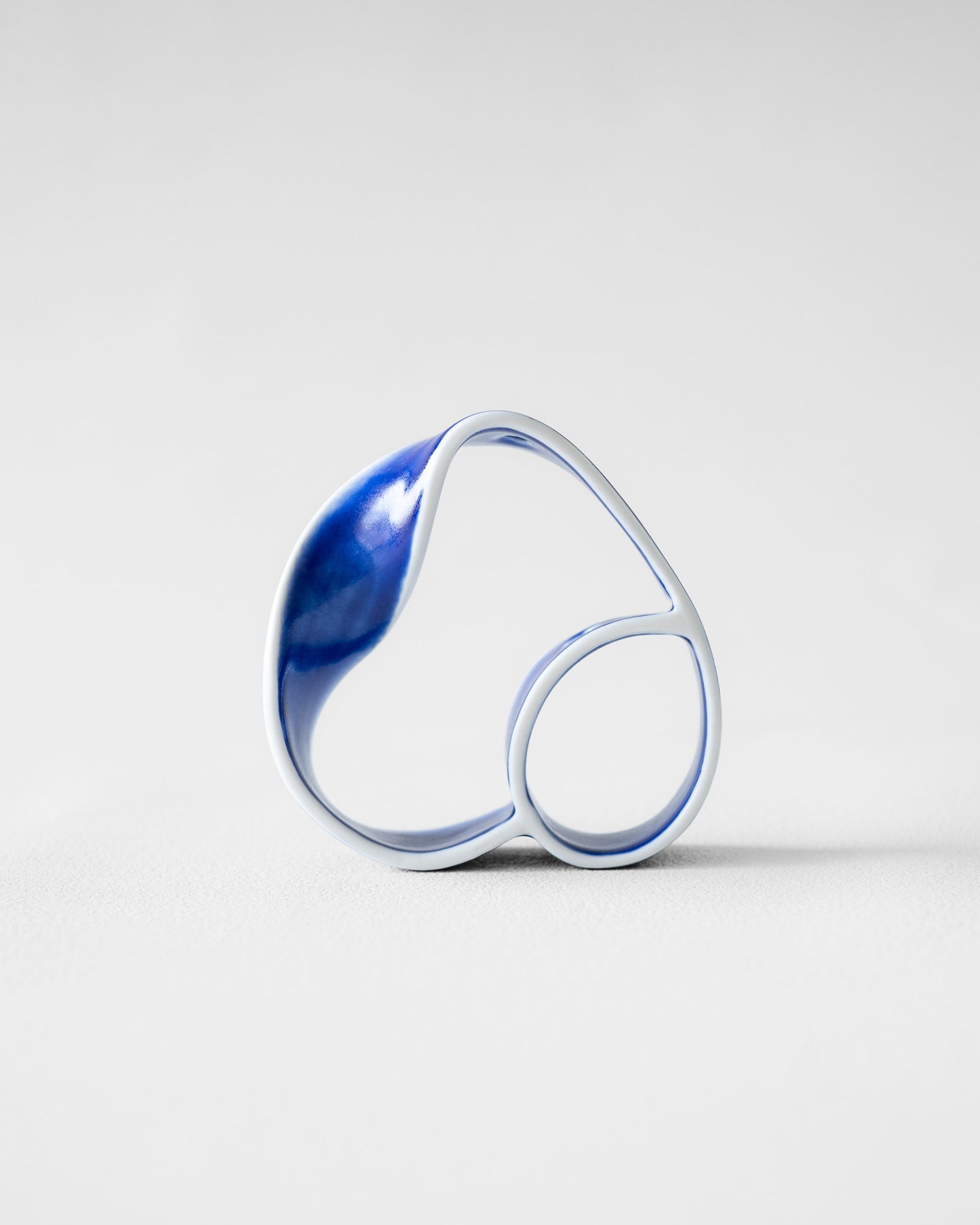 Slorence - RING VASE #24