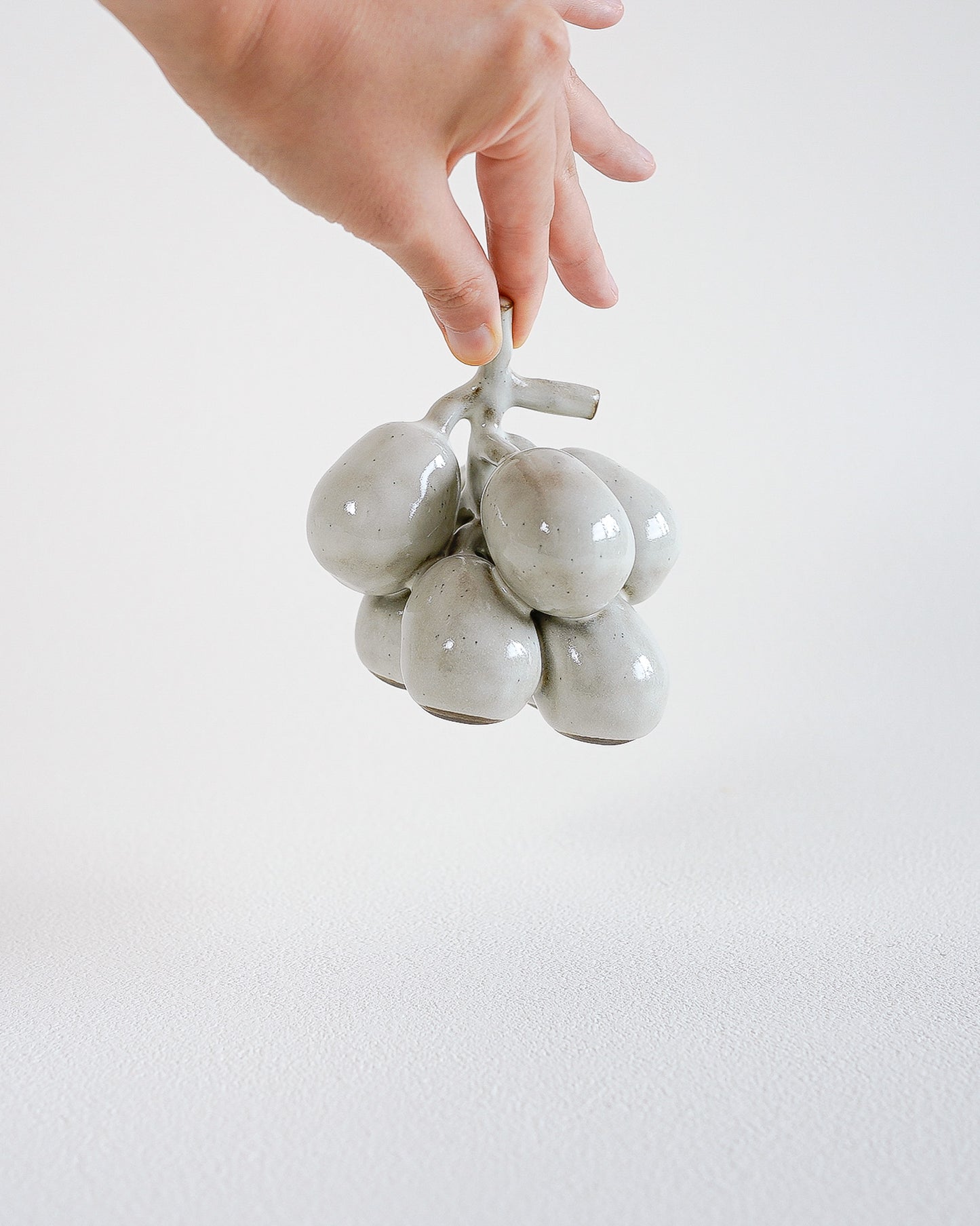 PEON CERAMIC OBJECT - GRAPES #16