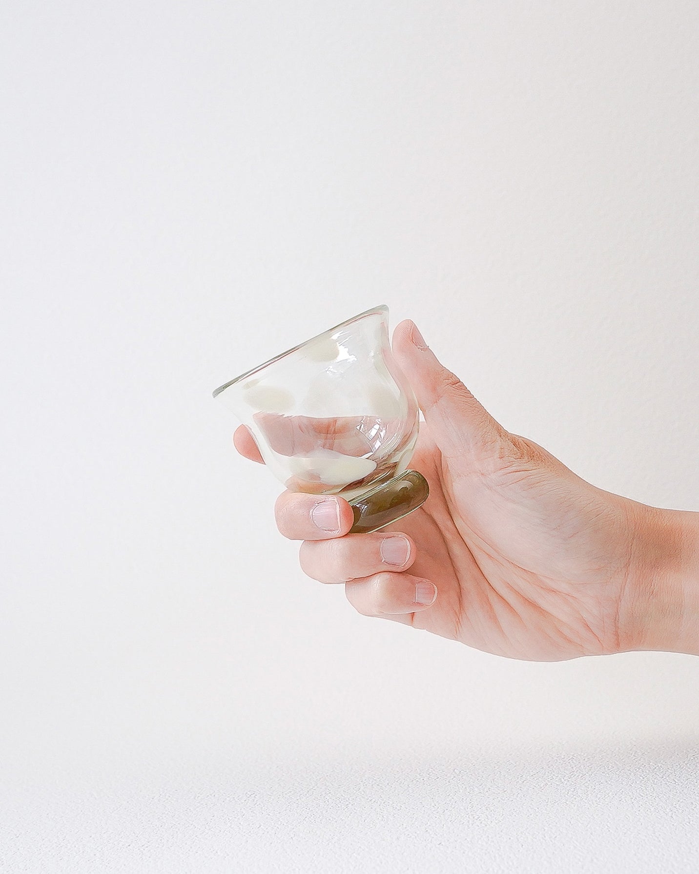 FUYOO GLASS - SAKE CUP Mustard yellow