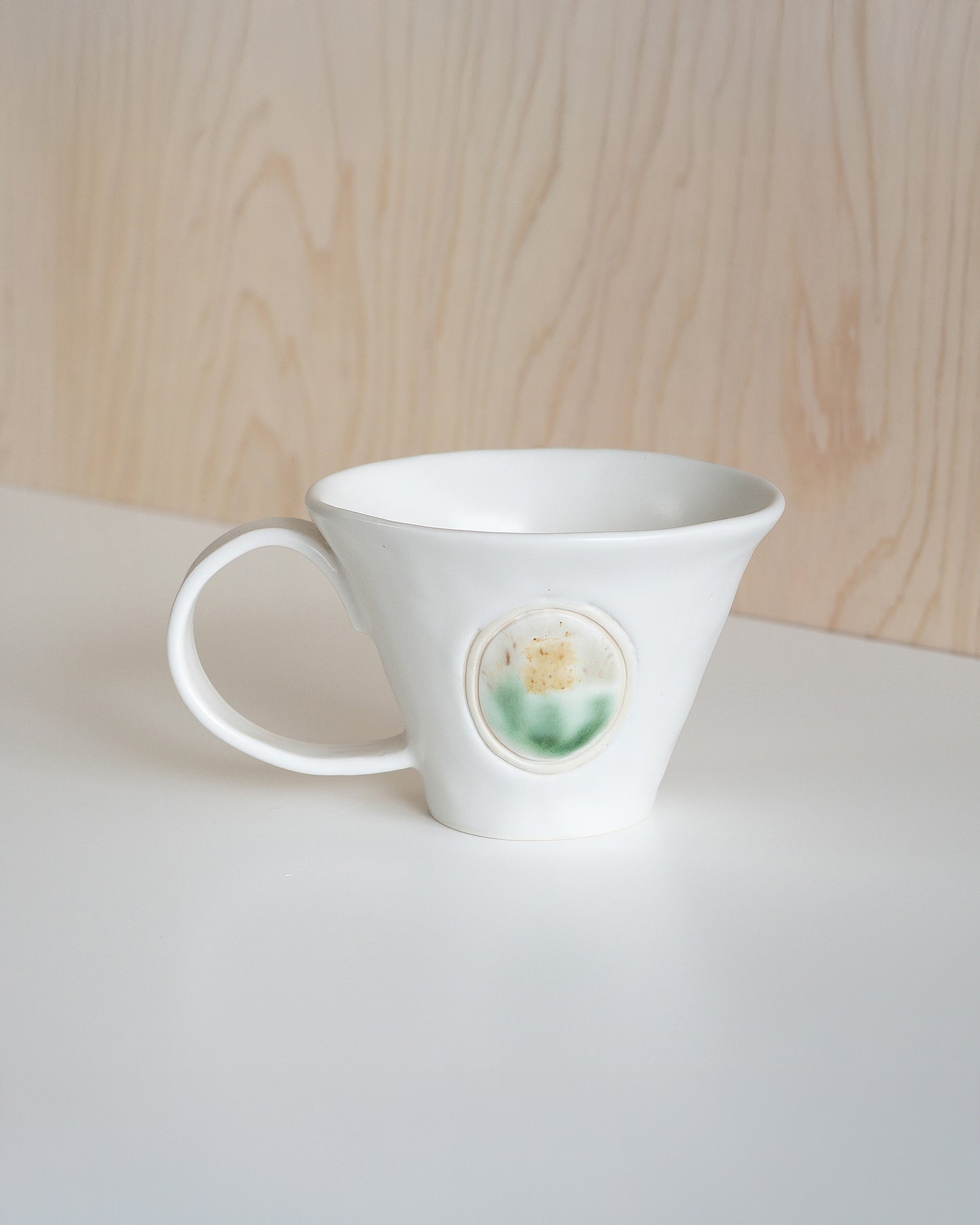 Slorence - Vignette Cup object 'Musée des Archives Nationaless, Paris'