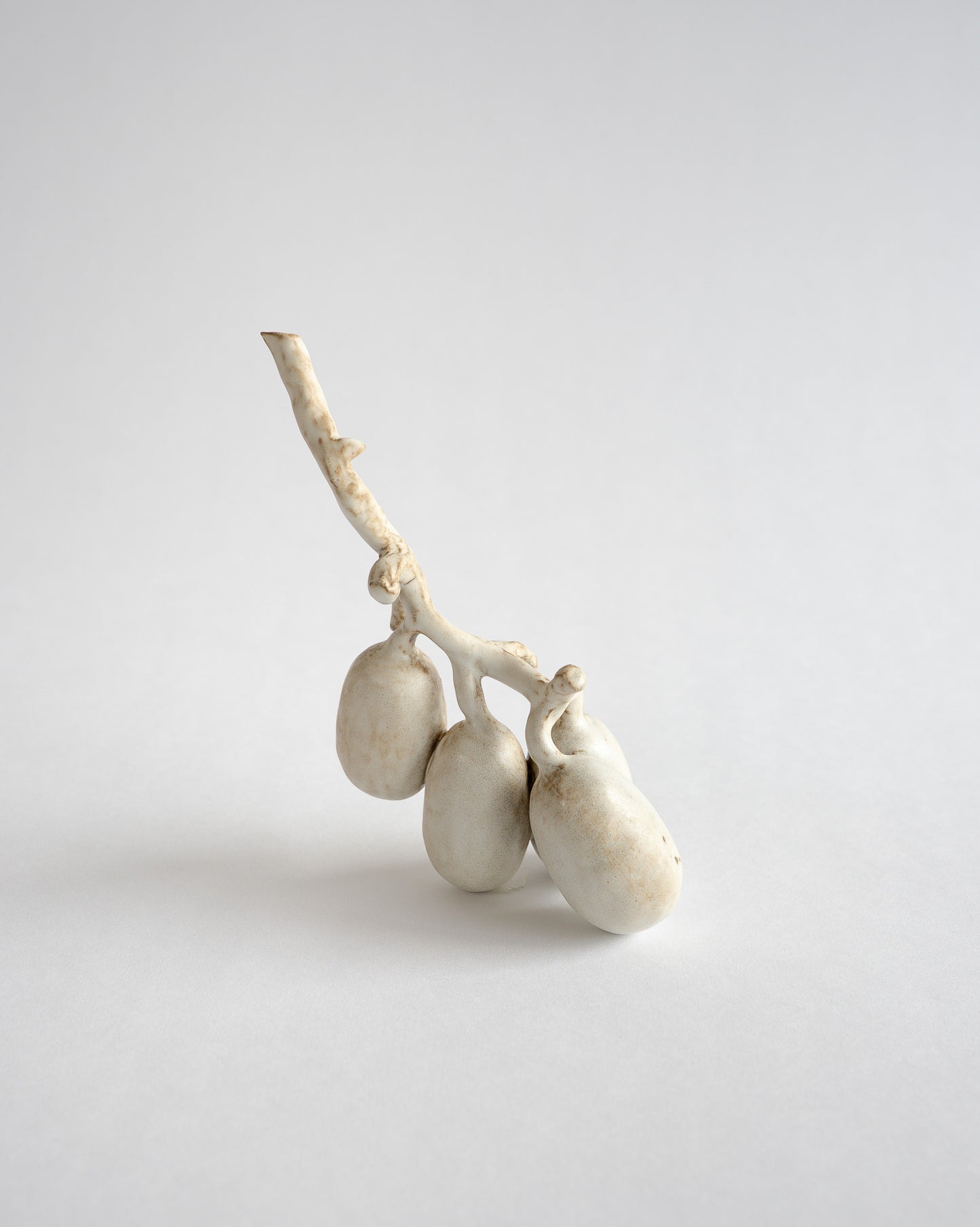 PEON CERAMIC OBJECT - GRAPES #13