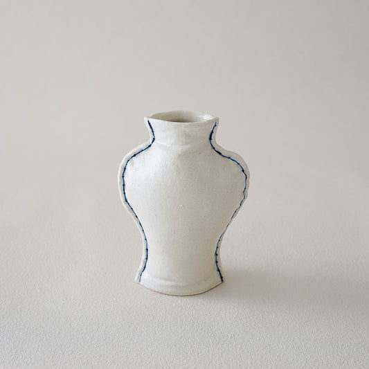 Fabramics - Long neckeck vase