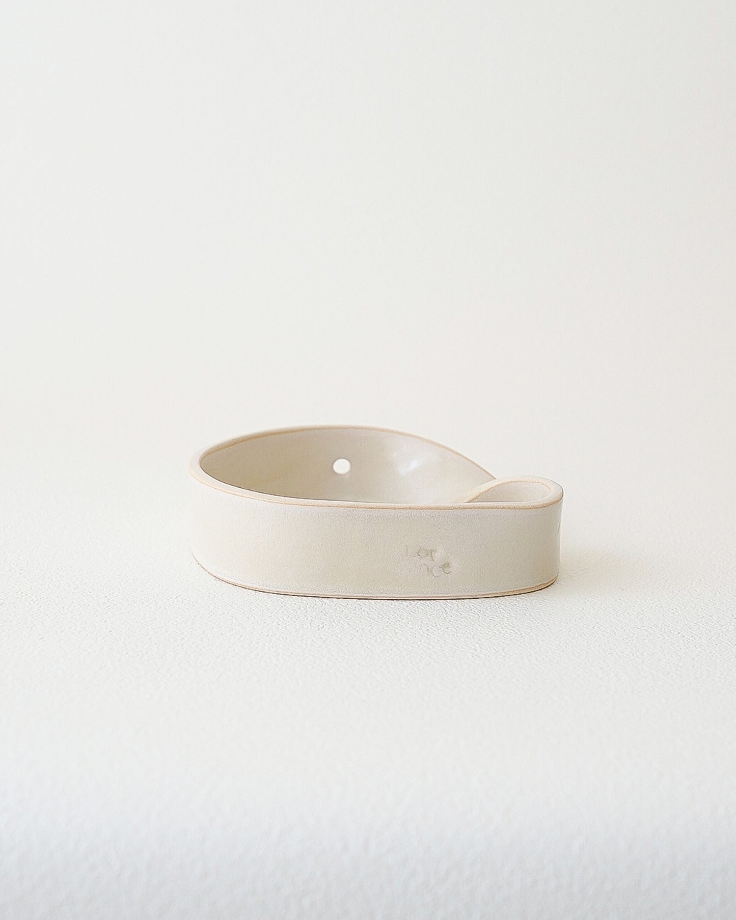 Slorence - Ring Vase B Misty White