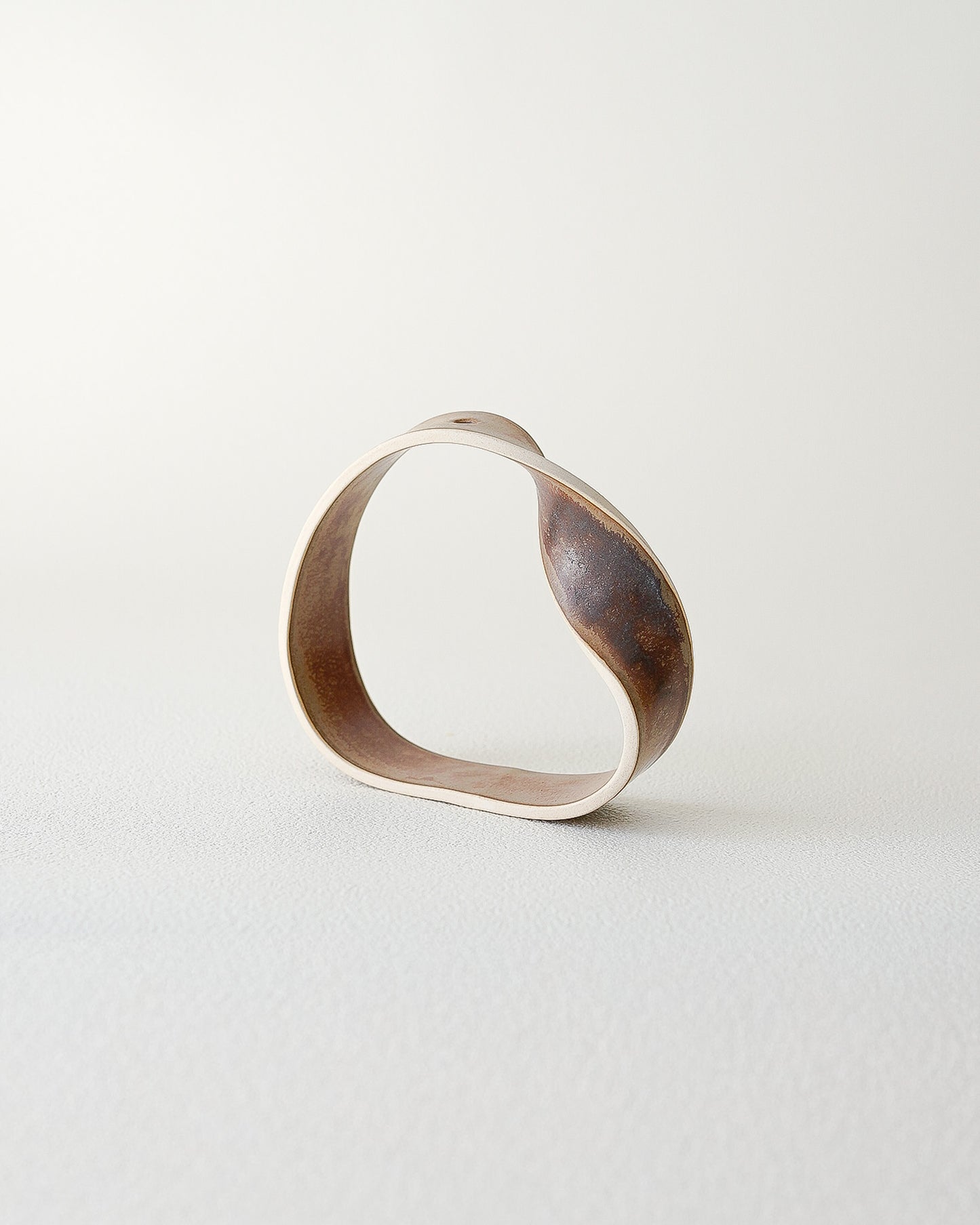 Slorence - Ring Vase B Brick