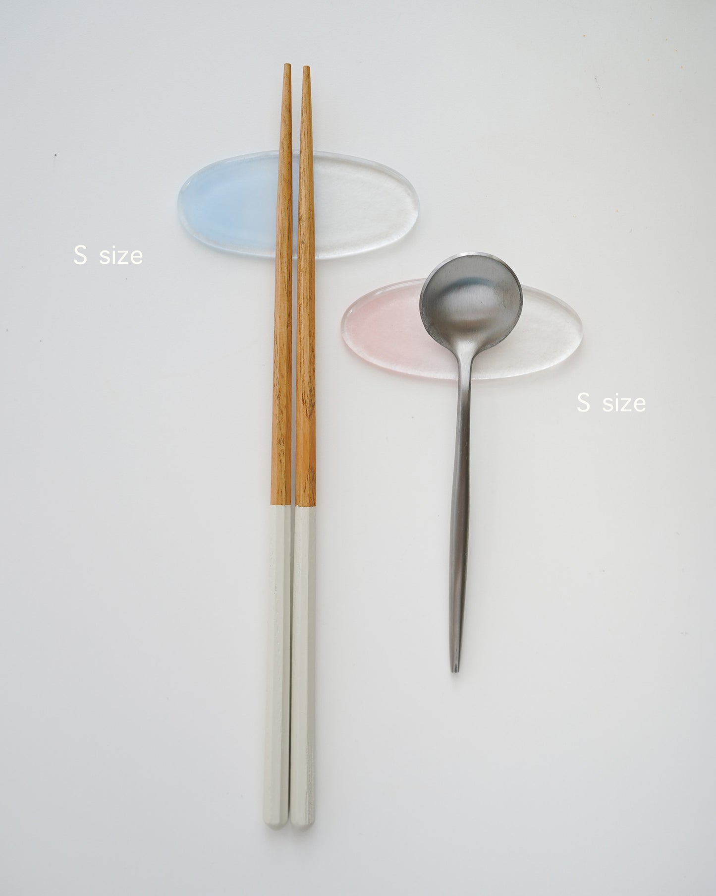 Clearmood - Dew-Oval Cutlery Rest Aquamarine