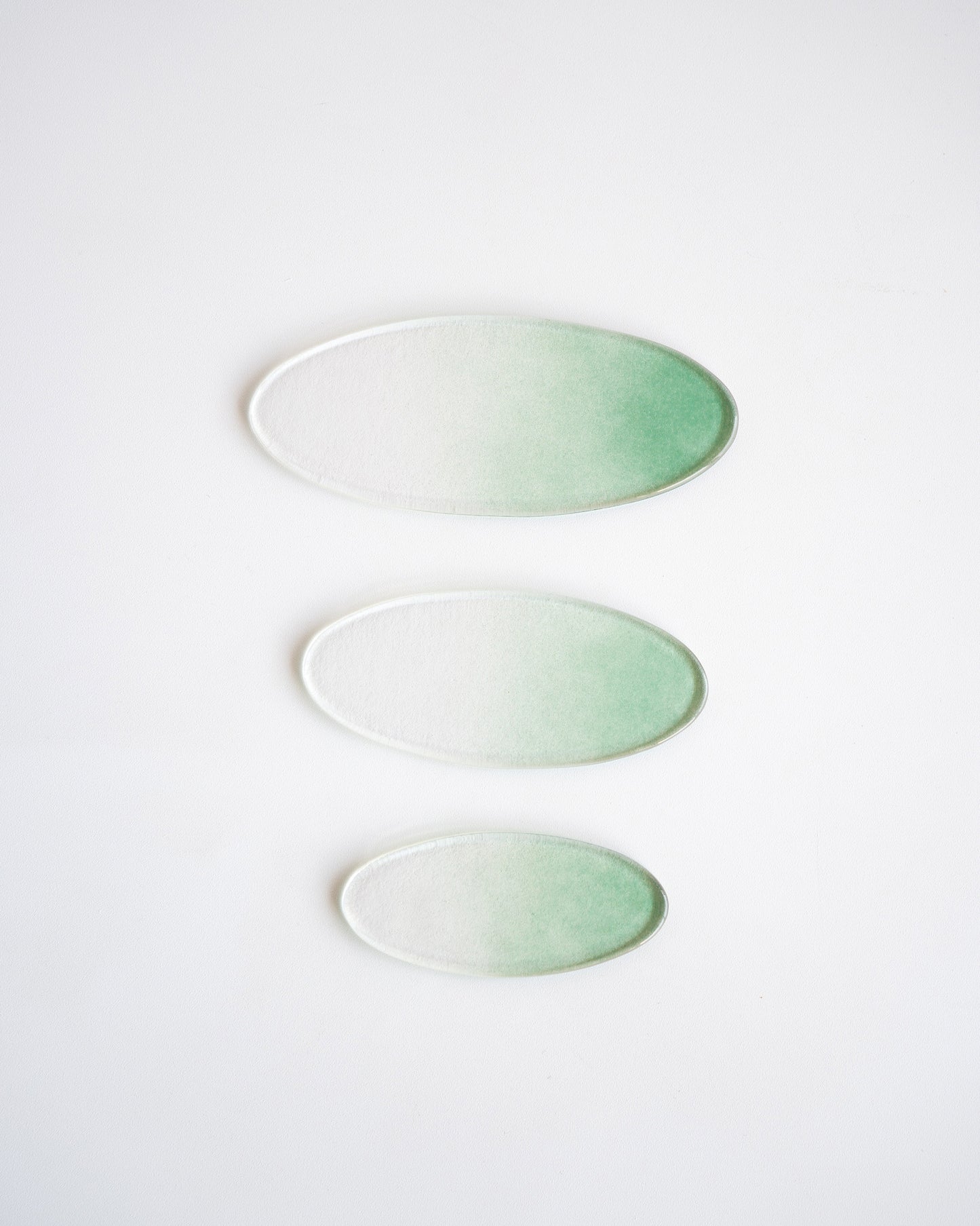 Clearmood - Dew-Oval Spoon & Chopstick Rest Deep green