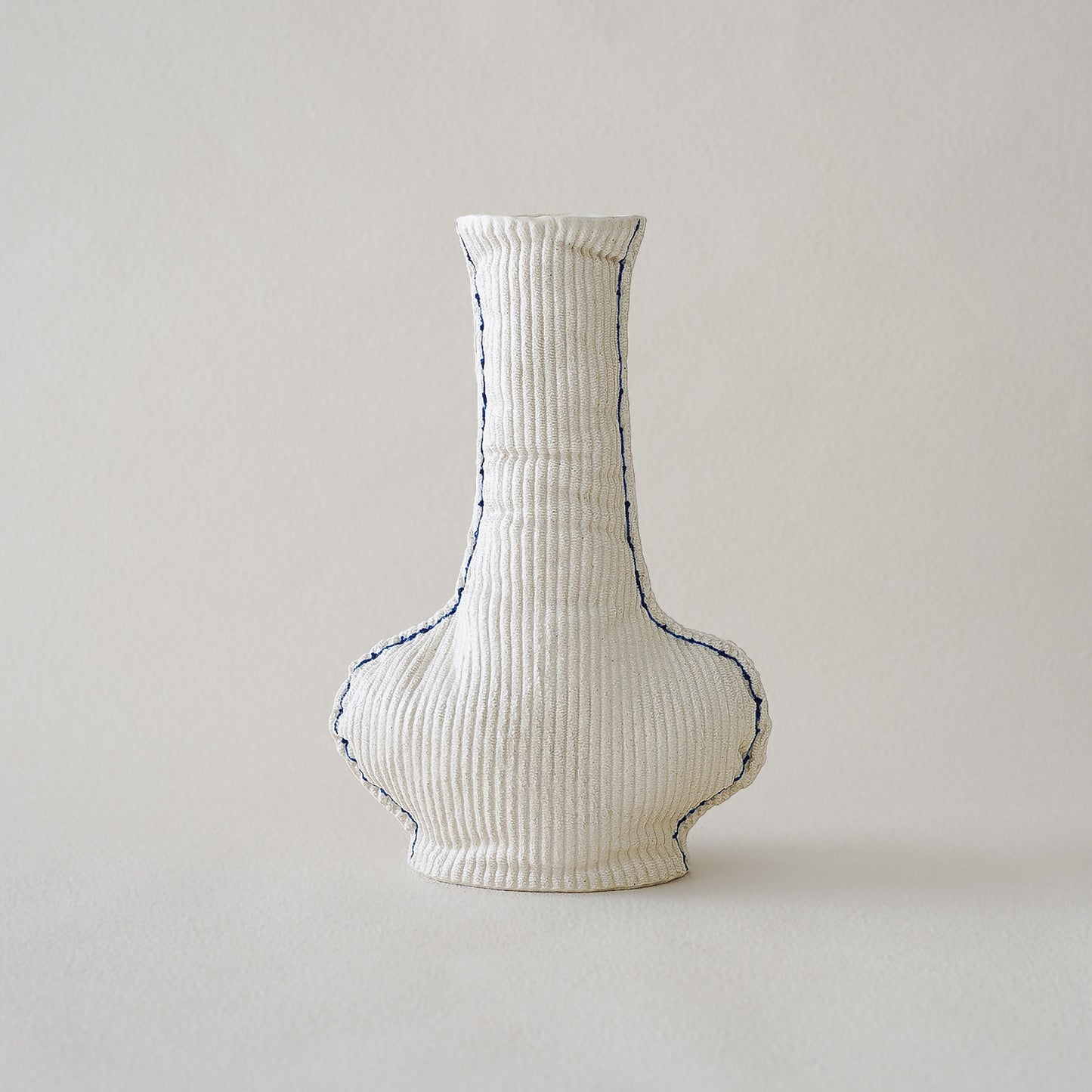 Fabramics - Corduroy long neck vase