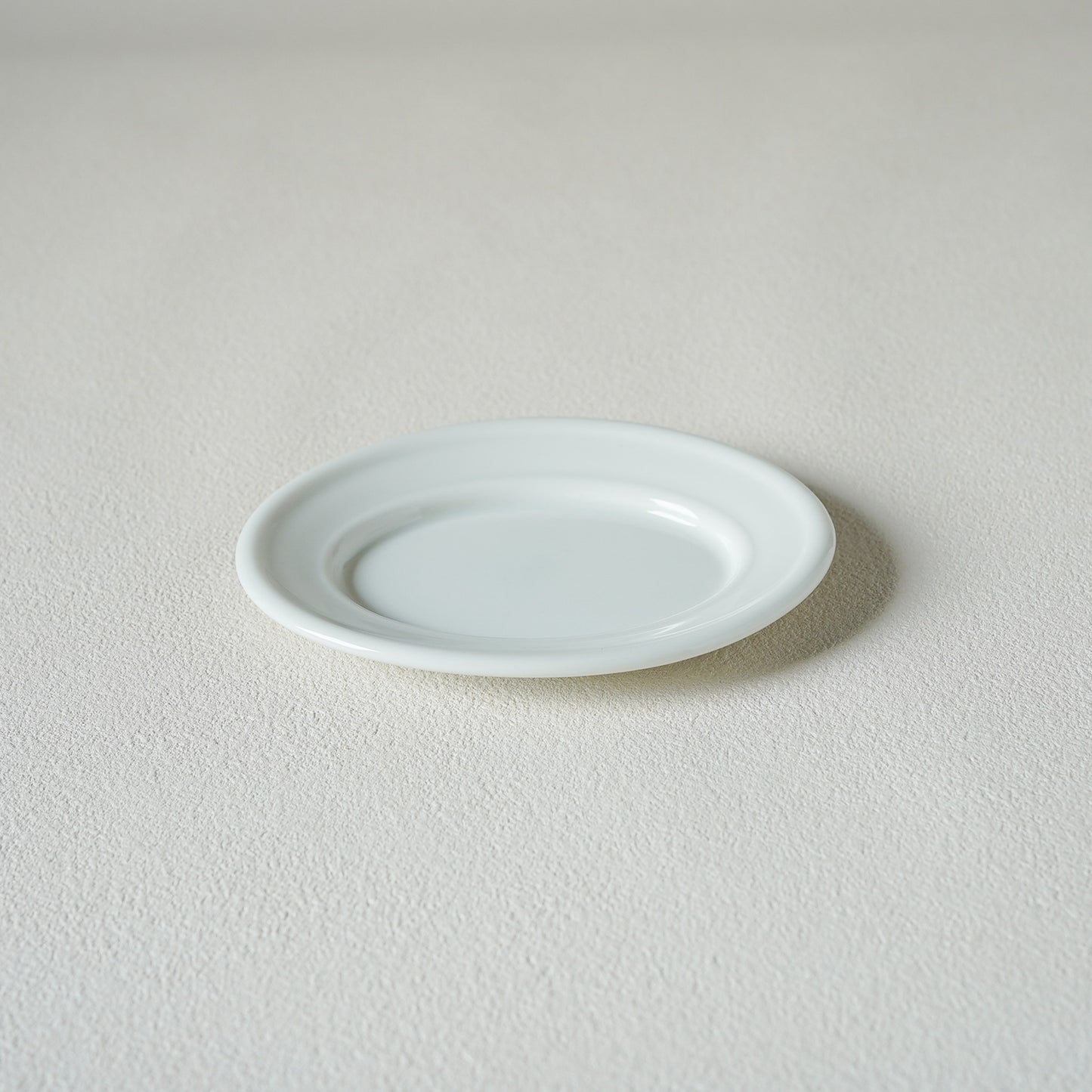 MUJAGI - Gloss Milk Oval Plate【Flower Pickプレゼント対象: 期間1/31-2/12】