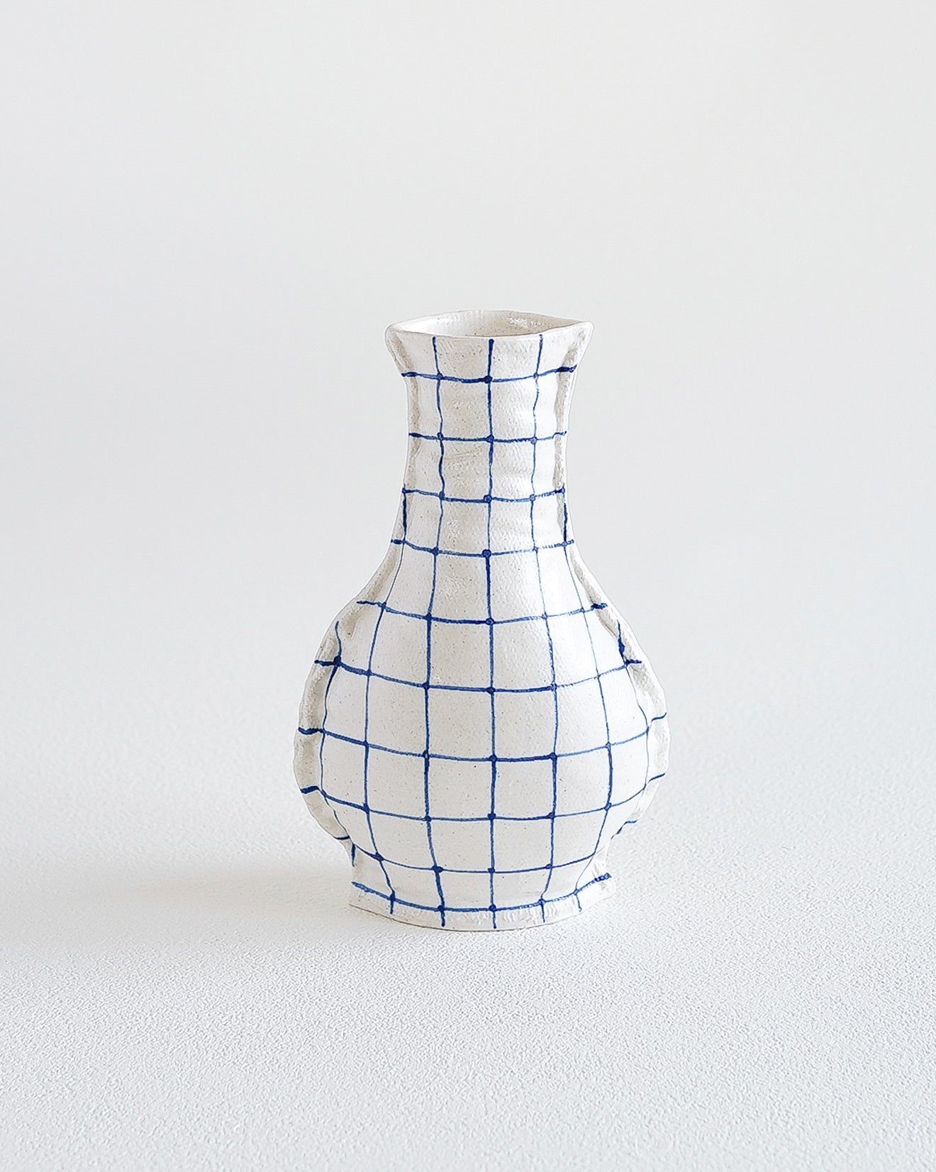 Fabramics - Long neck vase 2