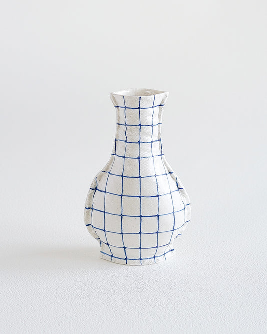 Fabramics - Long neck vase 2