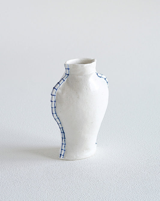 Fabramics - Round shoulder vase 2