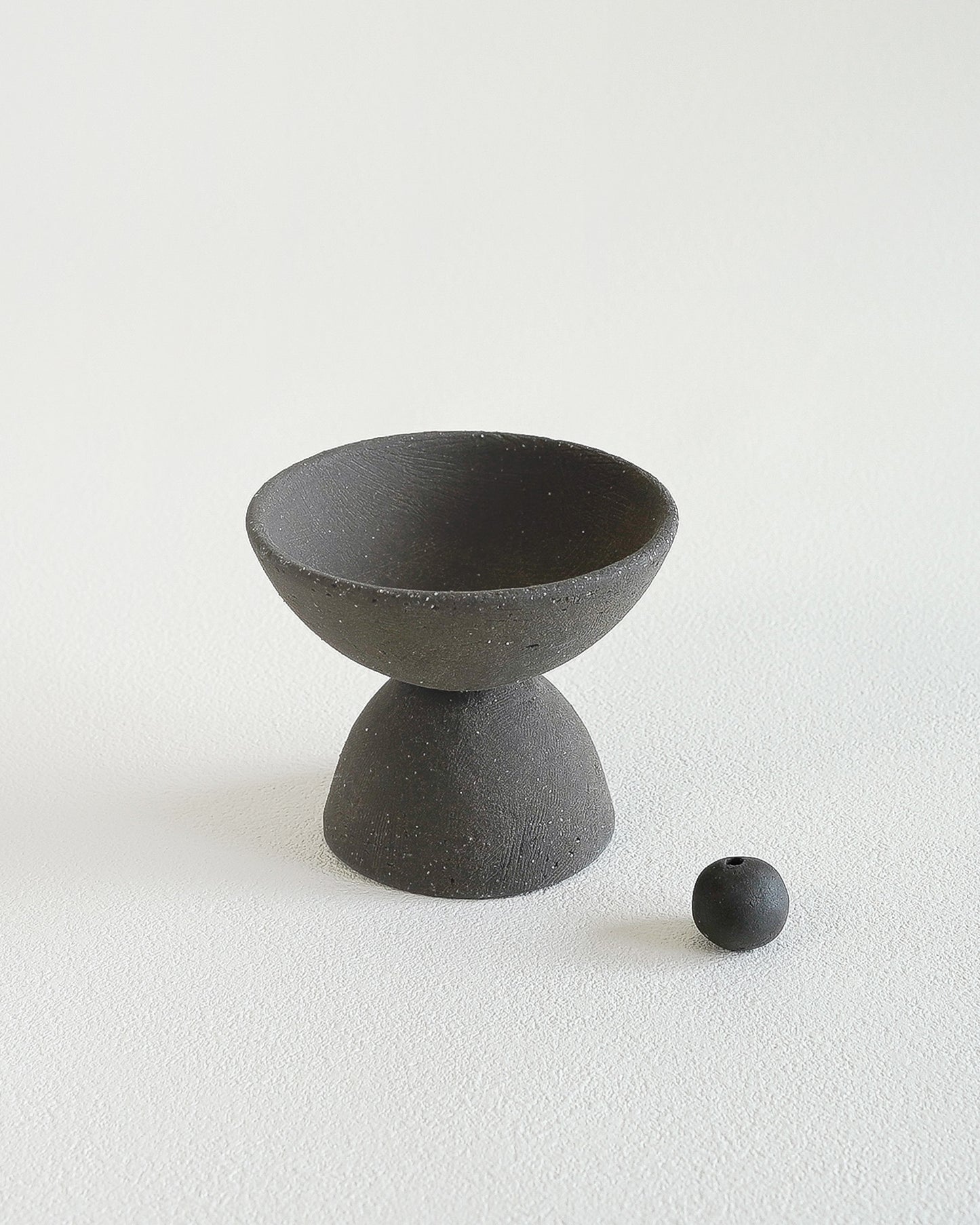 Nana Takizawa - Incense holder 1