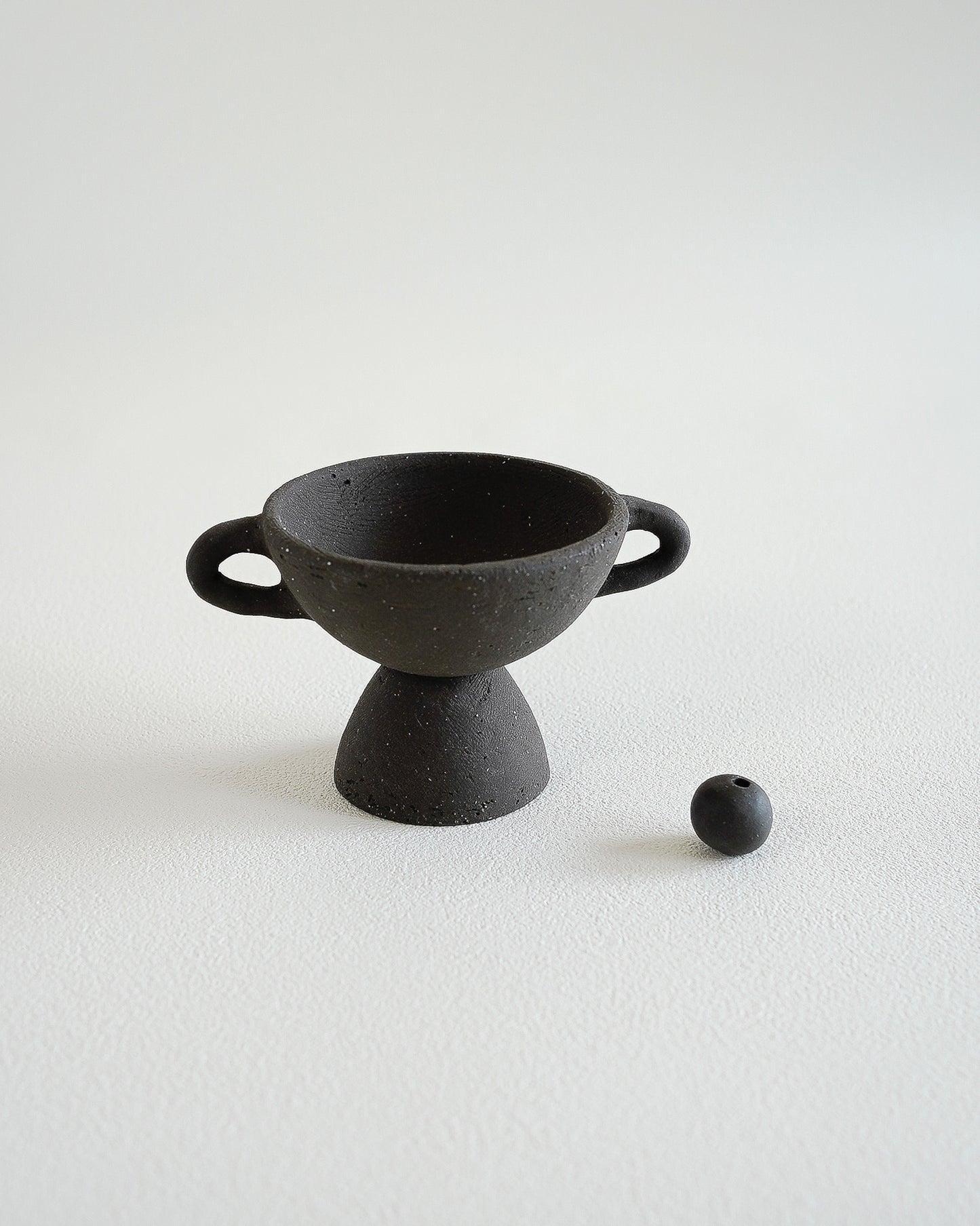 Nana Takizawa - Incense holder 2