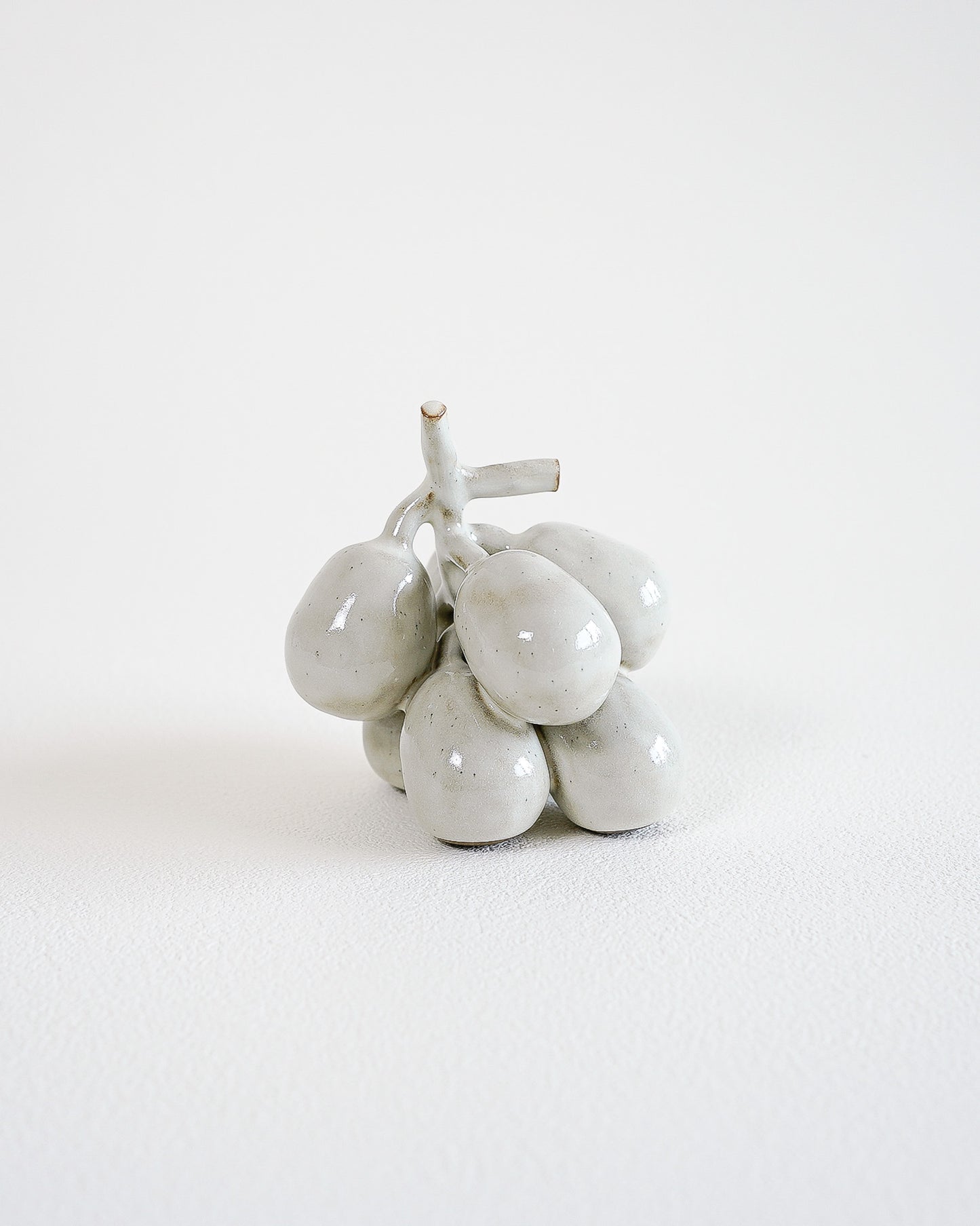 PEON CERAMIC OBJECT - GRAPES #16