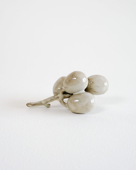 PEON CERAMIC OBJECT - GRAPES #18
