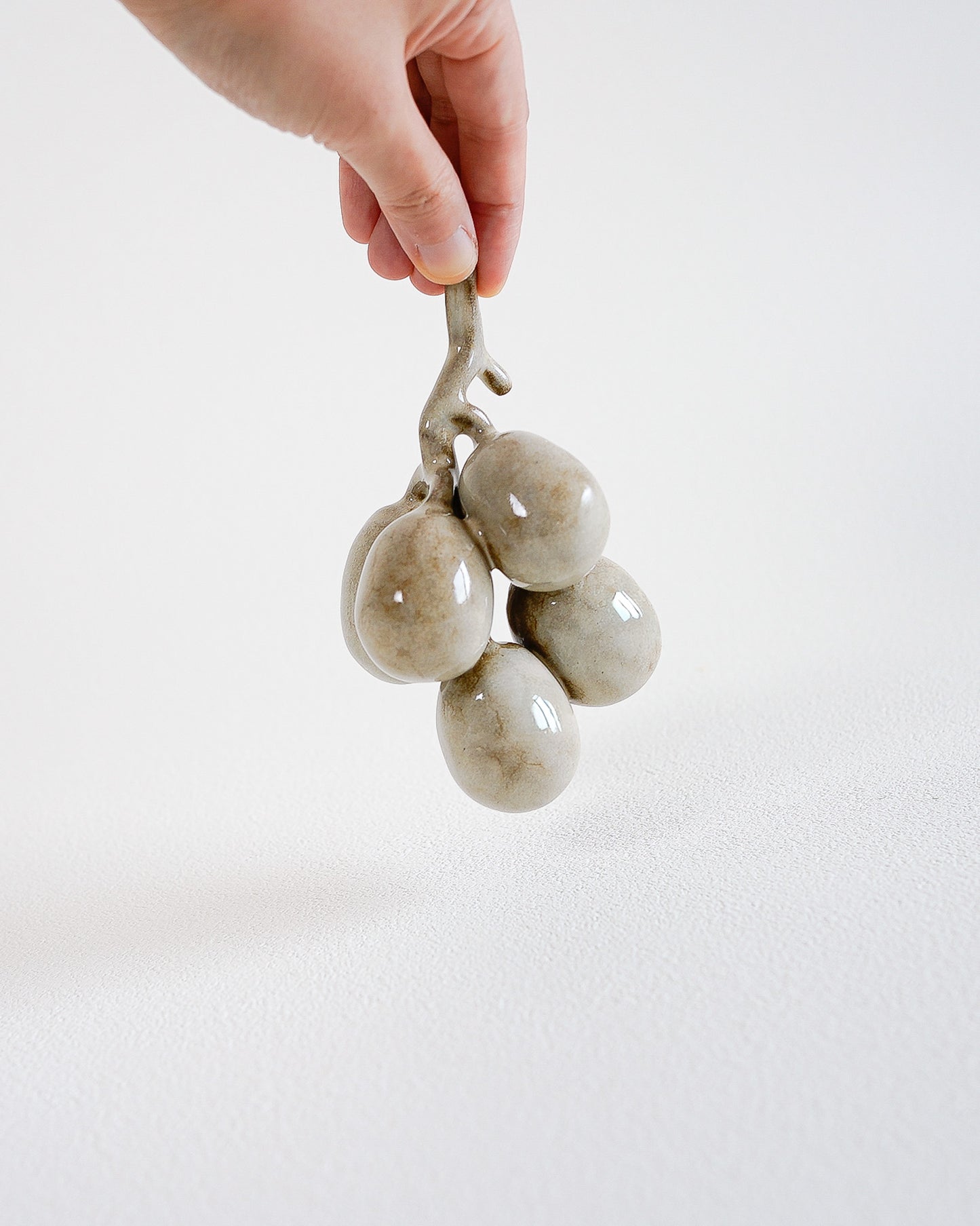PEON CERAMIC OBJECT - GRAPES #18