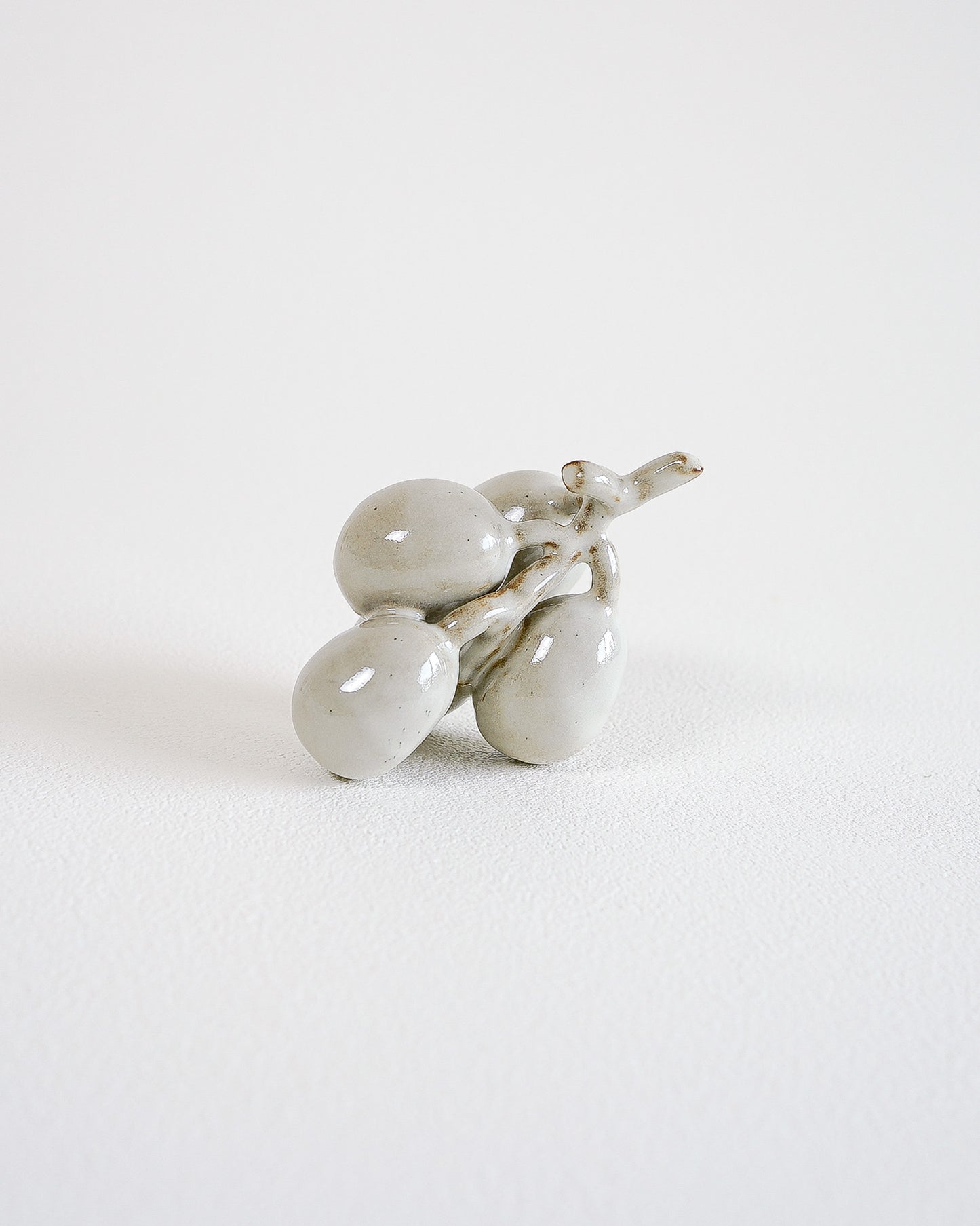 PEON CERAMIC OBJECT - GRAPES #21