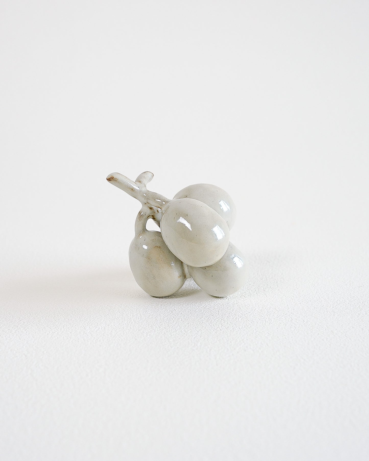 PEON CERAMIC OBJECT - GRAPES #21