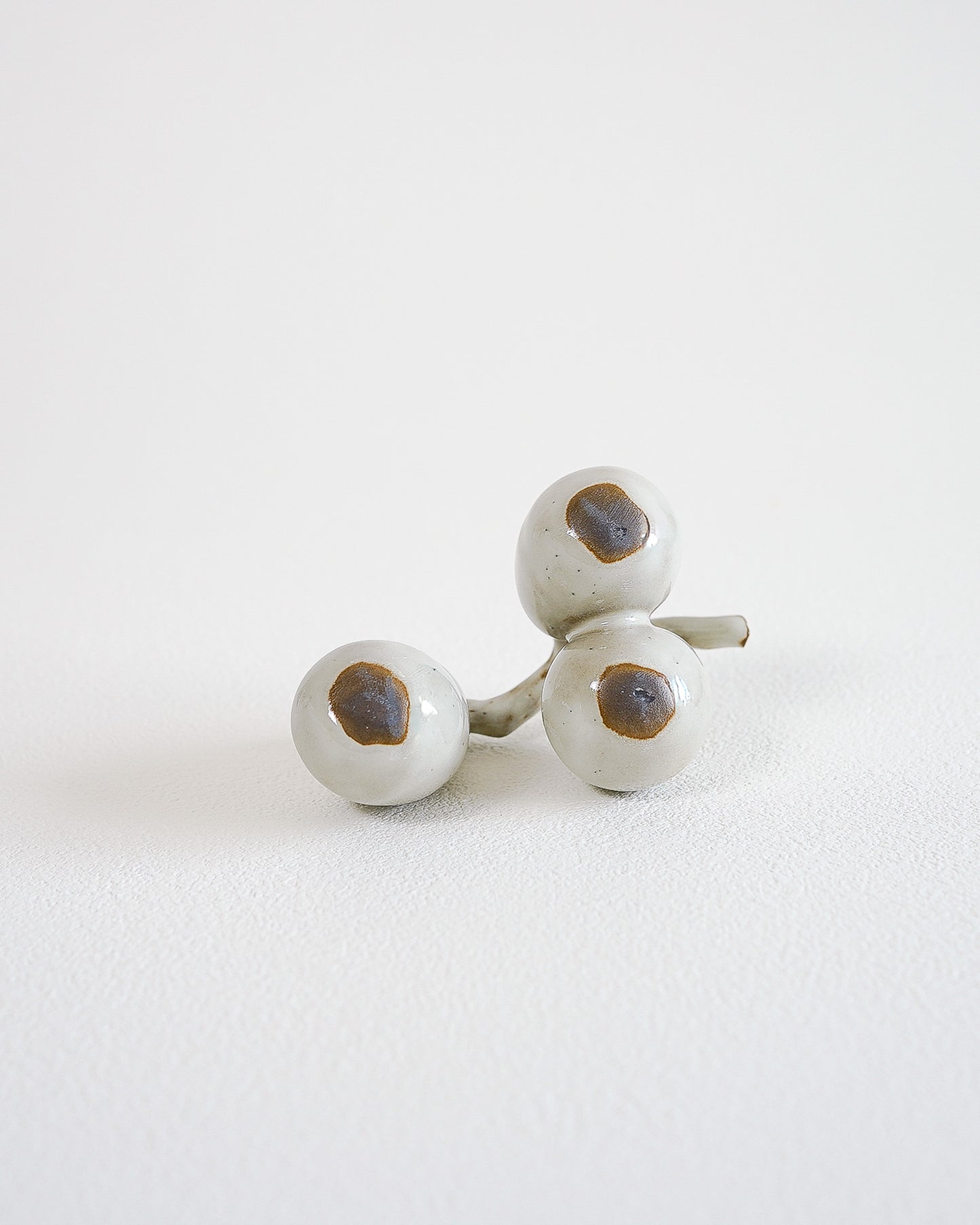 PEON CERAMIC OBJECT - GRAPES #26