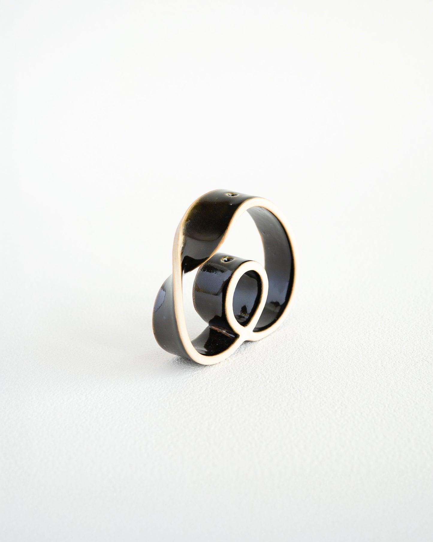 Slorence - RING VASE MINI Black
