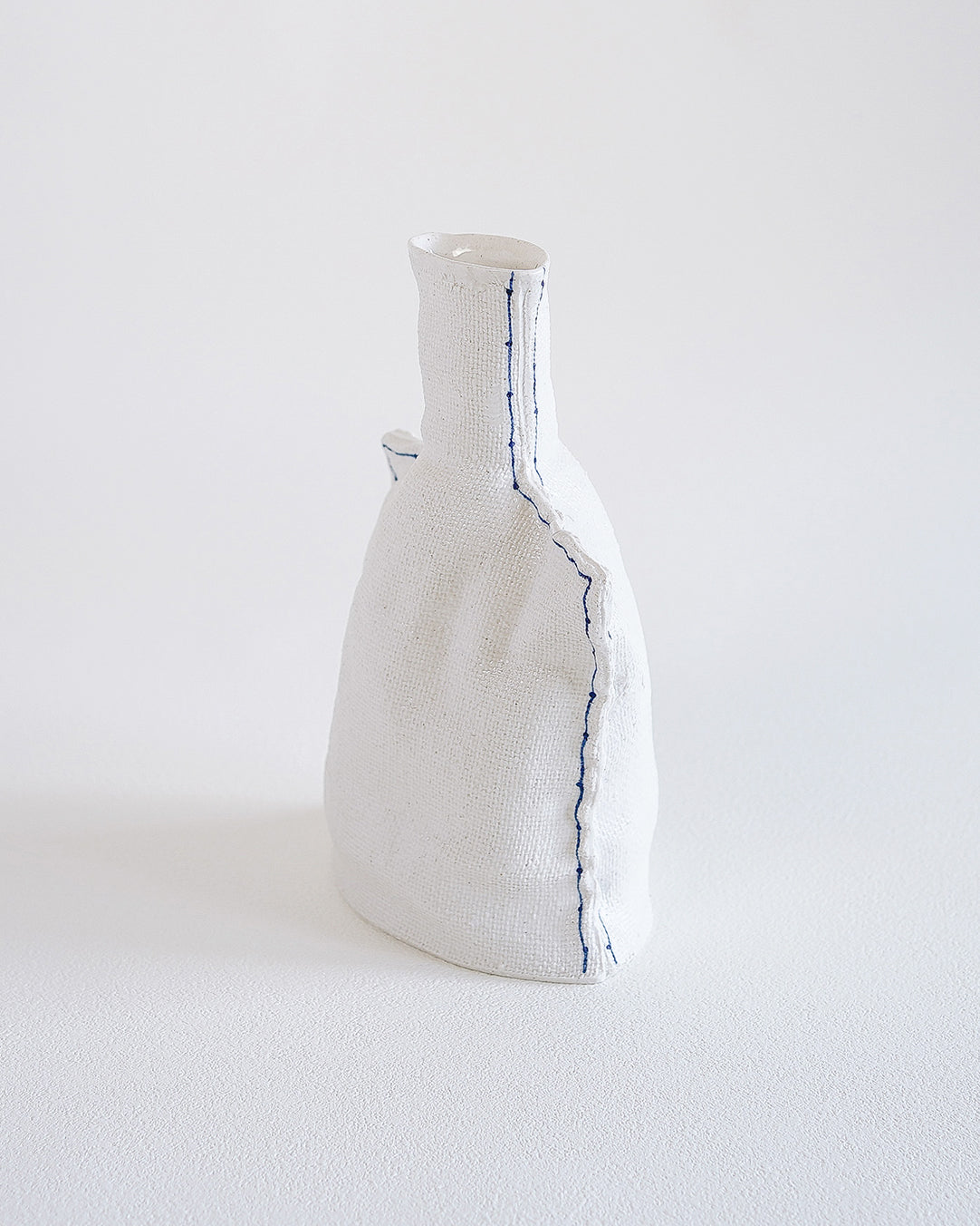 Fabramics - Square shoulder vase