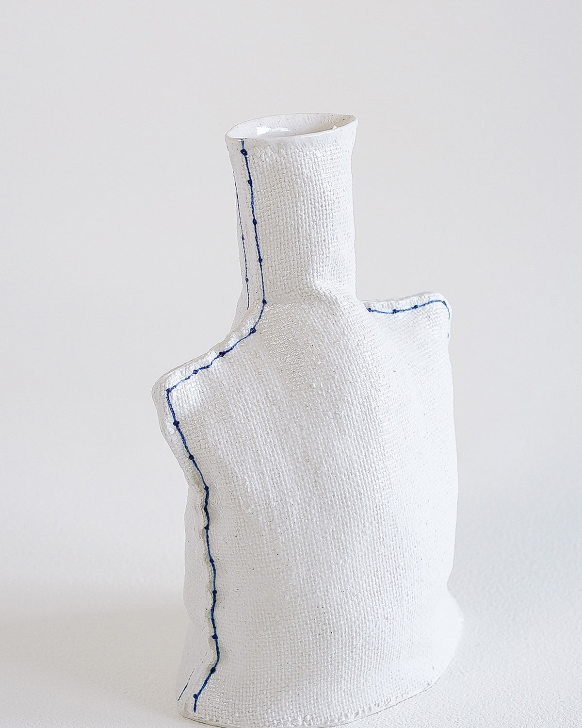 Fabramics - Square shoulder vase