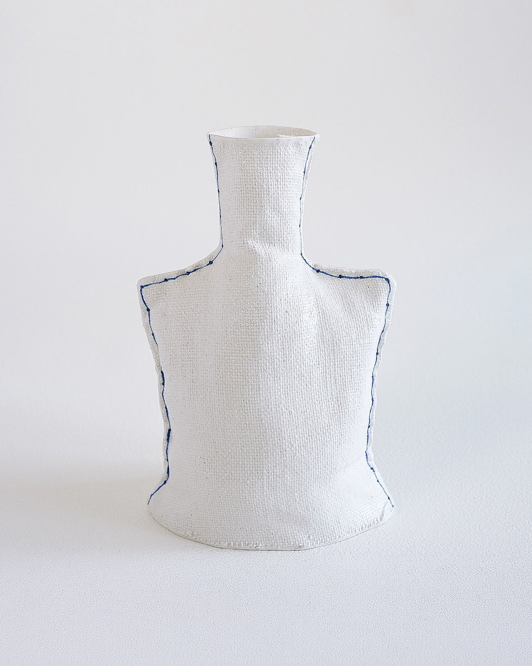 Fabramics - Square shoulder vase