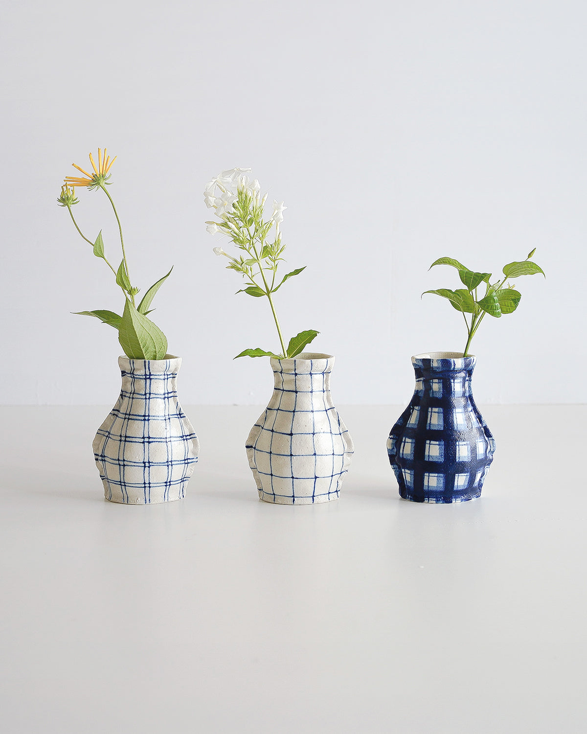 Fabramics- Long neck vase, small