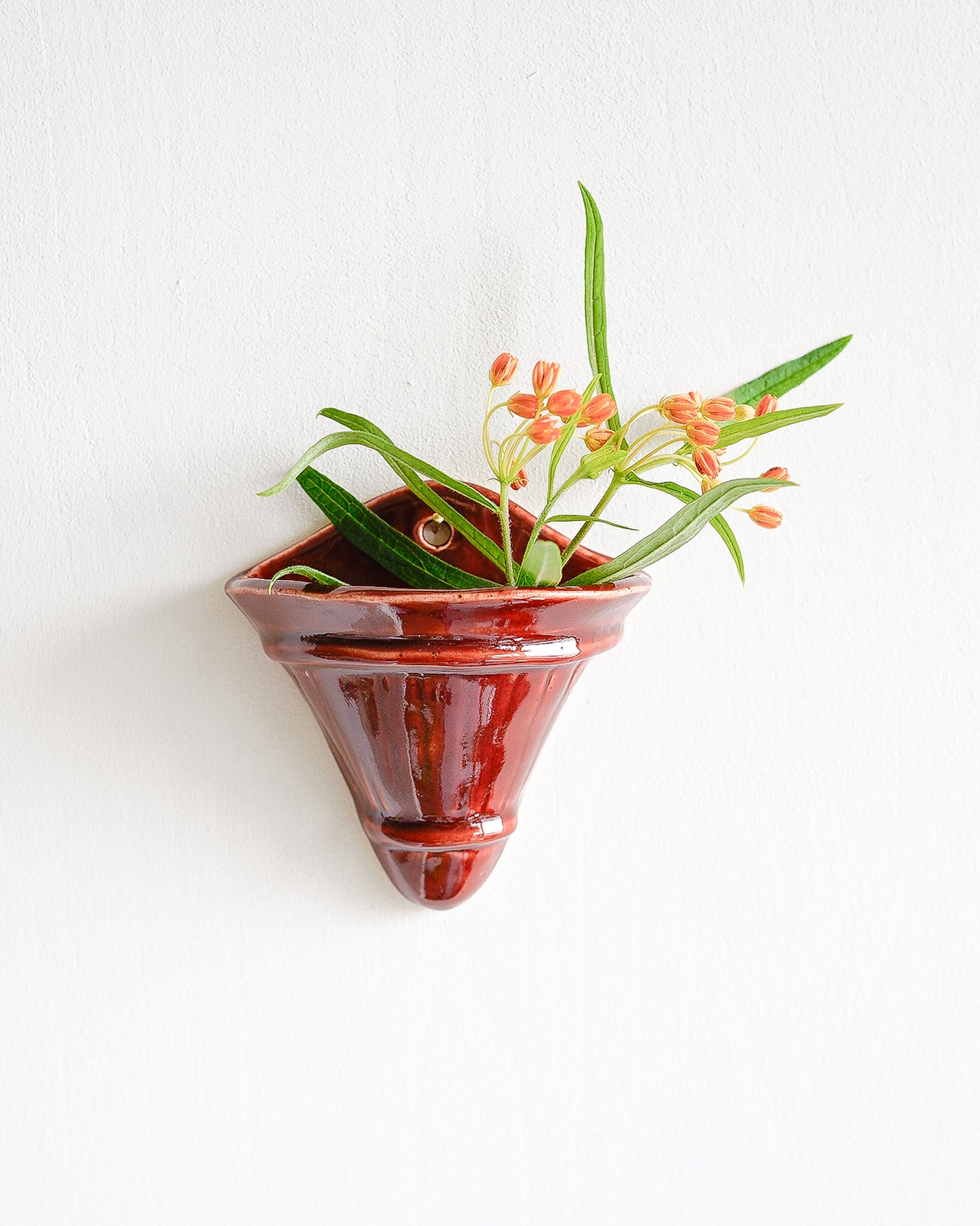 FUYOO x Slorence Wall Flower Vase - Burgundy