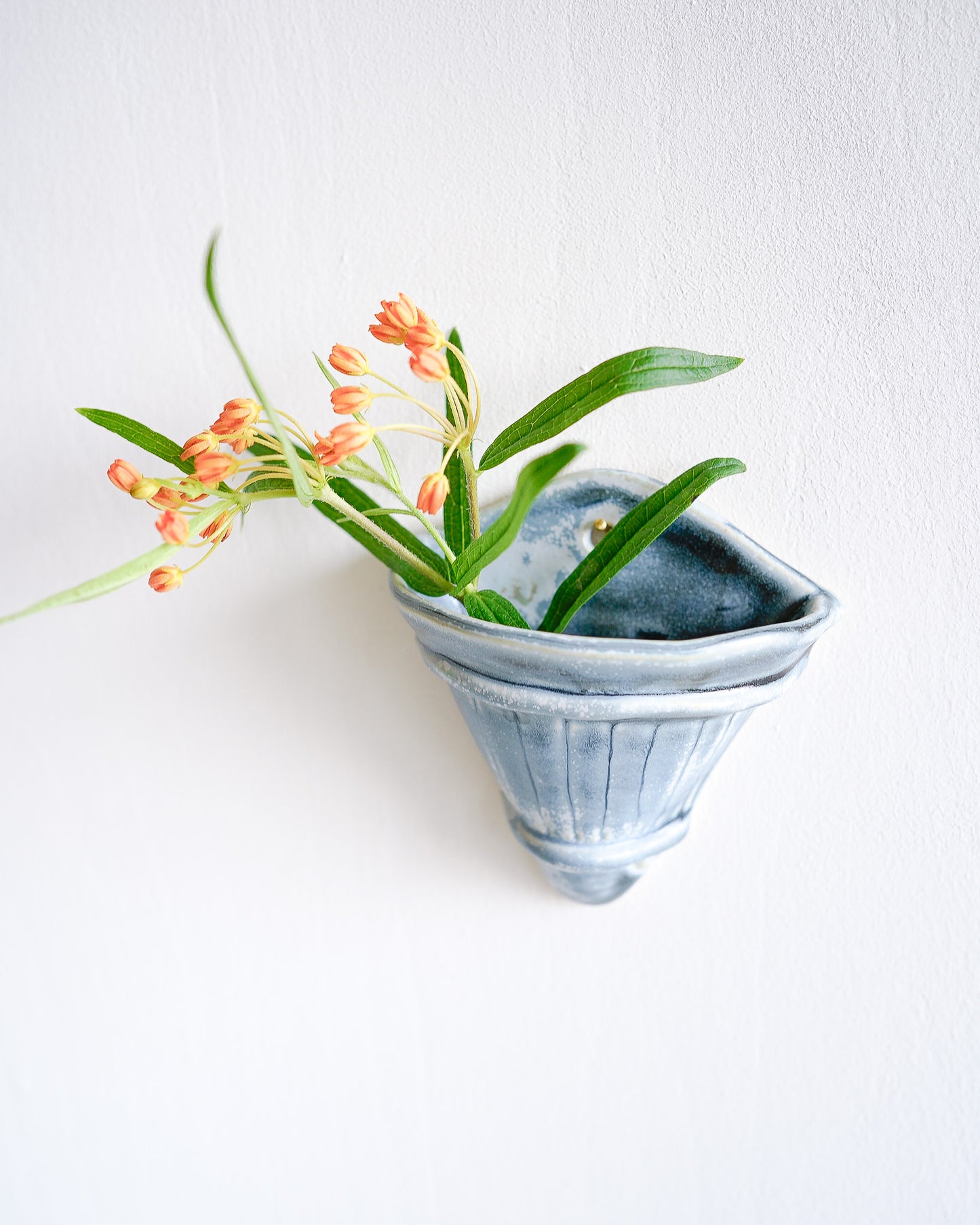 FUYOO x Slorence Wall Flower Vase - Midnight Indigo